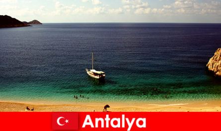 Wyemigruj do Turcji do Antalyi
