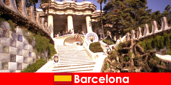Najlepsze atrakcje i zabytki dla turystów w Barcelonie