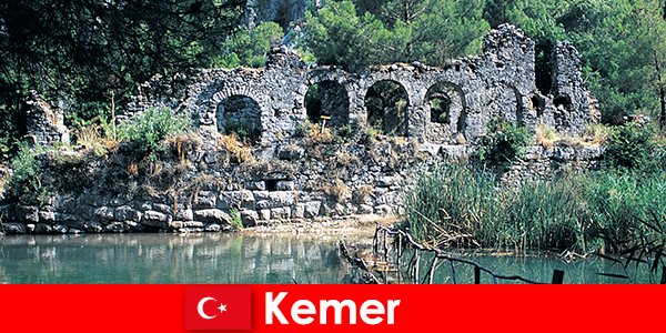 Kemer reprezentuje europejską część Turcji