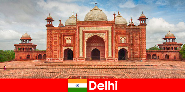 Najlepsze zabytki Indii podróżni mogą znaleźć w Delhi
