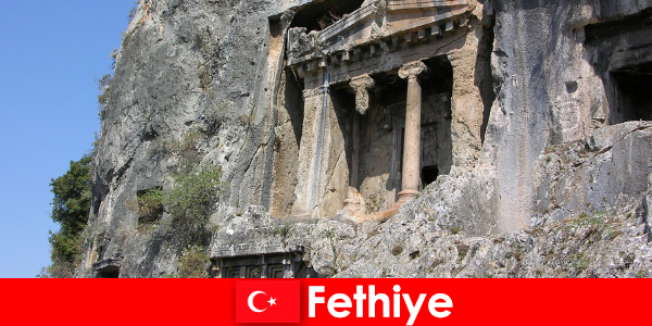 Fethiye to starożytne miasto nad morzem z wieloma zabytkami