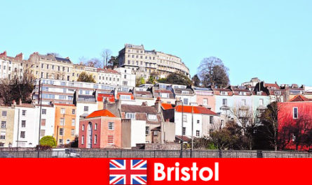 Bristol to miasto z kulturą młodzieżową i przyjazną atmosferą dla nieznajomych