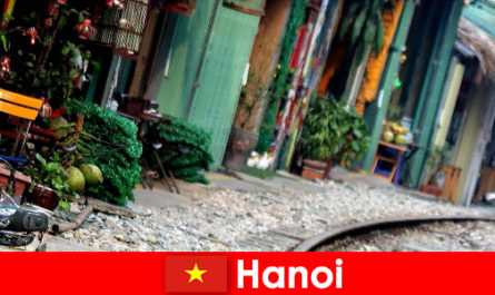 Hanoi to fascynująca stolica Wietnamu z wąskimi uliczkami i tramwajami