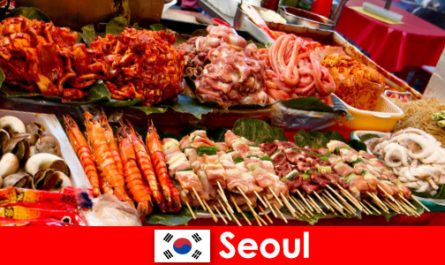Seul jest również znany wśród podróżników z pysznego i kreatywnego jedzenia ulicznego