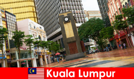 Kuala Lumpur to kulturalne i gospodarcze centrum największego obszaru metropolitalnego Malezji