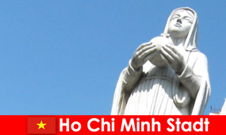 Gospodarcze centrum Wietnamu Ho Chi Minh City to cel podróży dla obcokrajowców