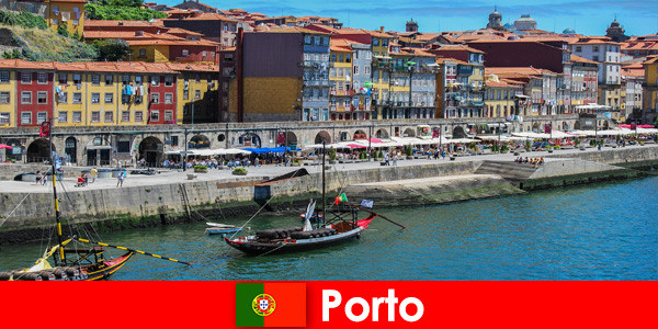 City break dla odwiedzających Porto Portugal z uroczymi barami i lokalnymi restauracjami