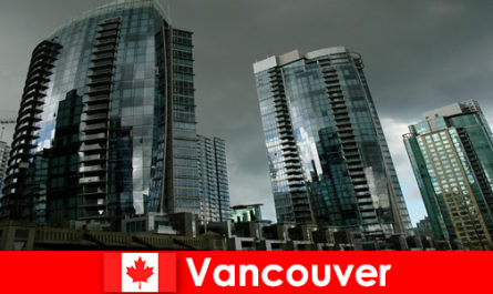 Dla nieznajomych Vancouver w Kanadzie jest zawsze celem imponujących wieżowców