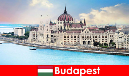 Budapeszt piękne miasto z wieloma zabytkami dla turystów