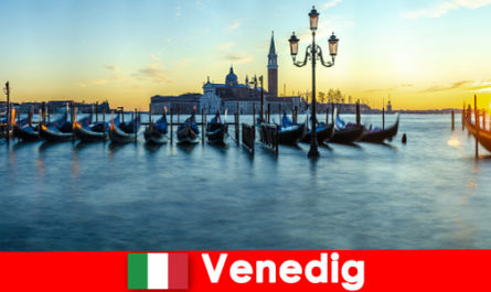 Wymarzony miesiąc miodowy dla par w pływającym mieście Wenecja Włochy