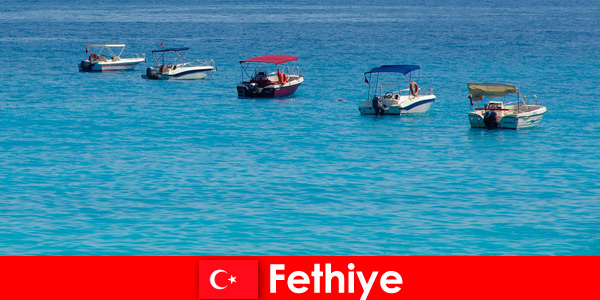Turcja Blue Voyage i białe plaże z utęsknieniem czekają na turystów w Fethiye na relaks