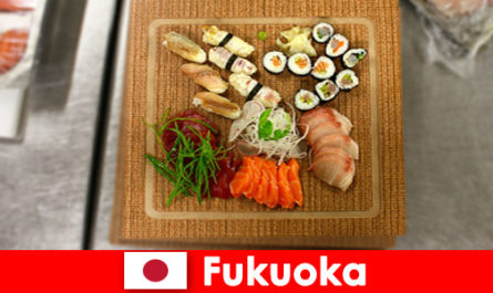Fukuoka Japonia jest popularnym celem podróży kulinarnych