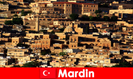 Zagraniczni goście mogą spodziewać się tanich noclegów i hoteli w Mardin Turcja