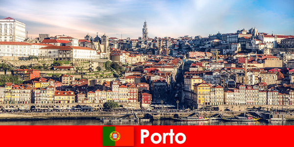Wiosenna wycieczka do Porto Portugalia dla podróżnych pociągiem