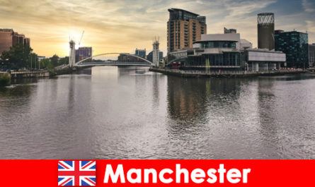 Przydatne wskazówki dotyczące oszczędzania pieniędzy dla odwiedzających Manchester England