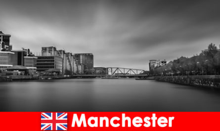 Oferty podróży dla obcokrajowców do Manchesteru w tętniących życiem dzielnicach