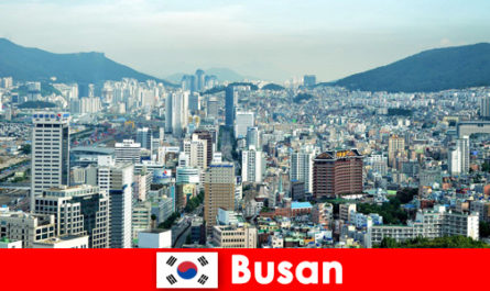 Busan Korea Południowa staje się coraz bardziej popularna wśród aktywnych turystów górskich