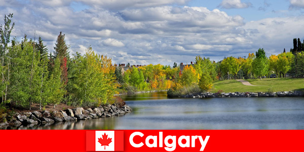 Calgary Canada oferuje wycieczki rowerowe i zdrową żywność dla turystów kochających sport