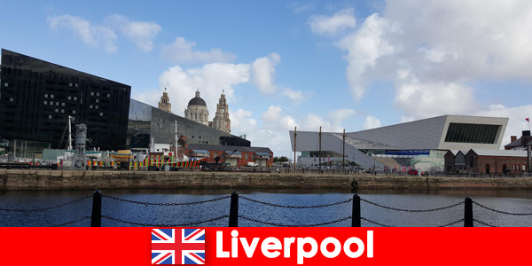 Wskazówki dotyczące oszczędzania turystów na zwiedzanie Liverpoolu w Anglii