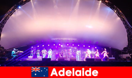 Adelaide Australia przyciąga podróżników na wspaniałe festiwale jedzenia i picia