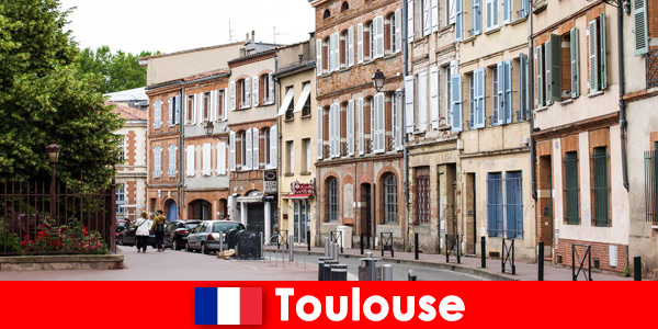 Ciesz się wspaniałymi restauracjami, barami i gościnnością w Tuluzie we Francji
