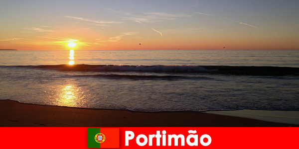 Góry, wybrzeża i wiele więcej czekają na gości w Portimão w Portugalii