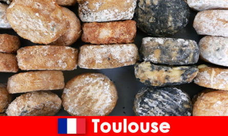 Turyści przeżywają kulinarną podróż dookoła świata w Tuluzie we Francji