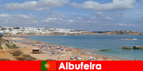 Urlopowicze w Albufeirze w Portugalii doświadczają natury, morza i dobrego jedzenia