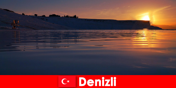 Zapierająca dech w piersiach przyroda na odpoczynek i zdziwienie w Denizli Turcja