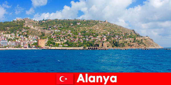 Wakacje w Alanyi Turcja z doskonałym klimatem śródziemnomorskim do pływania