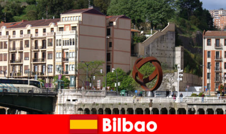 Wycieczka miejska do Bilbao w Hiszpanii włącznie dla turystów kulturalnych z całego świata