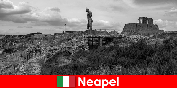 Zabytki, które przeszły do ​​​​historii w Neapolu we Włoszech