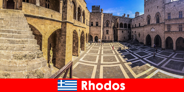 Monumentalna architektura i zabytki na rodzinne wycieczki na Rodos